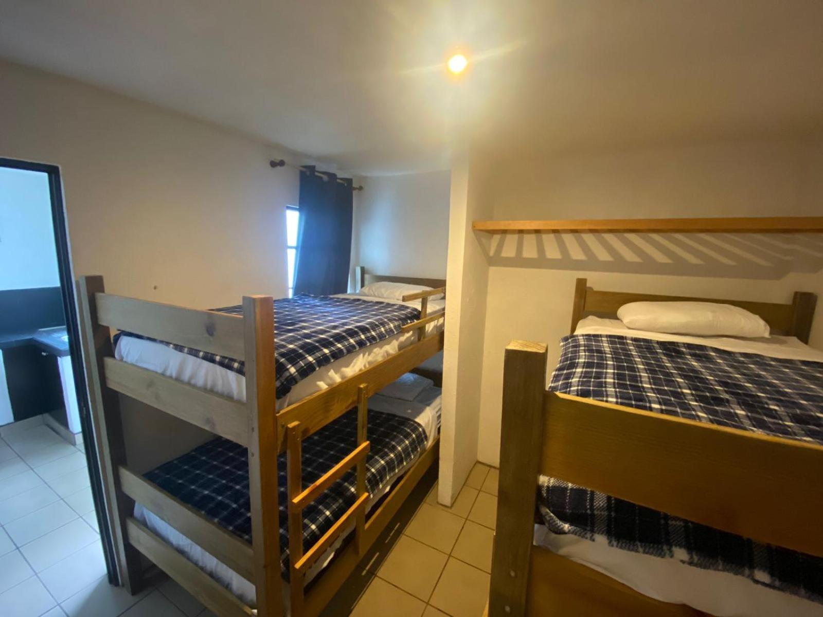 Hostal 17-52 Guatemala City Bagian luar foto