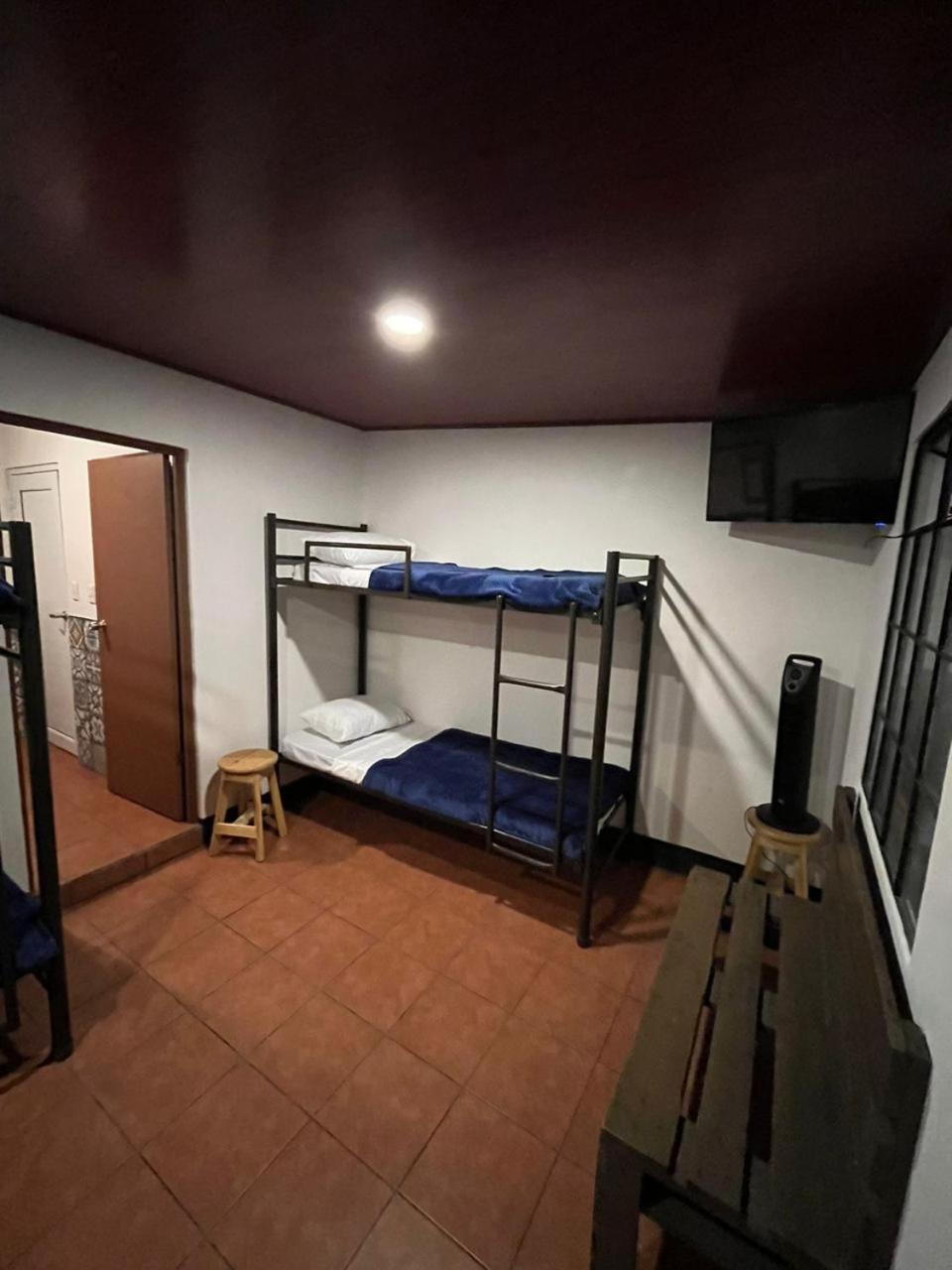 Hostal 17-52 Guatemala City Bagian luar foto